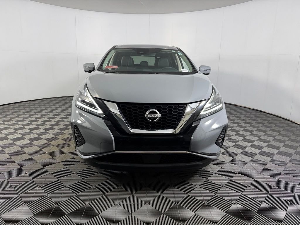 Used 2024 Gray Nissan SL image 3