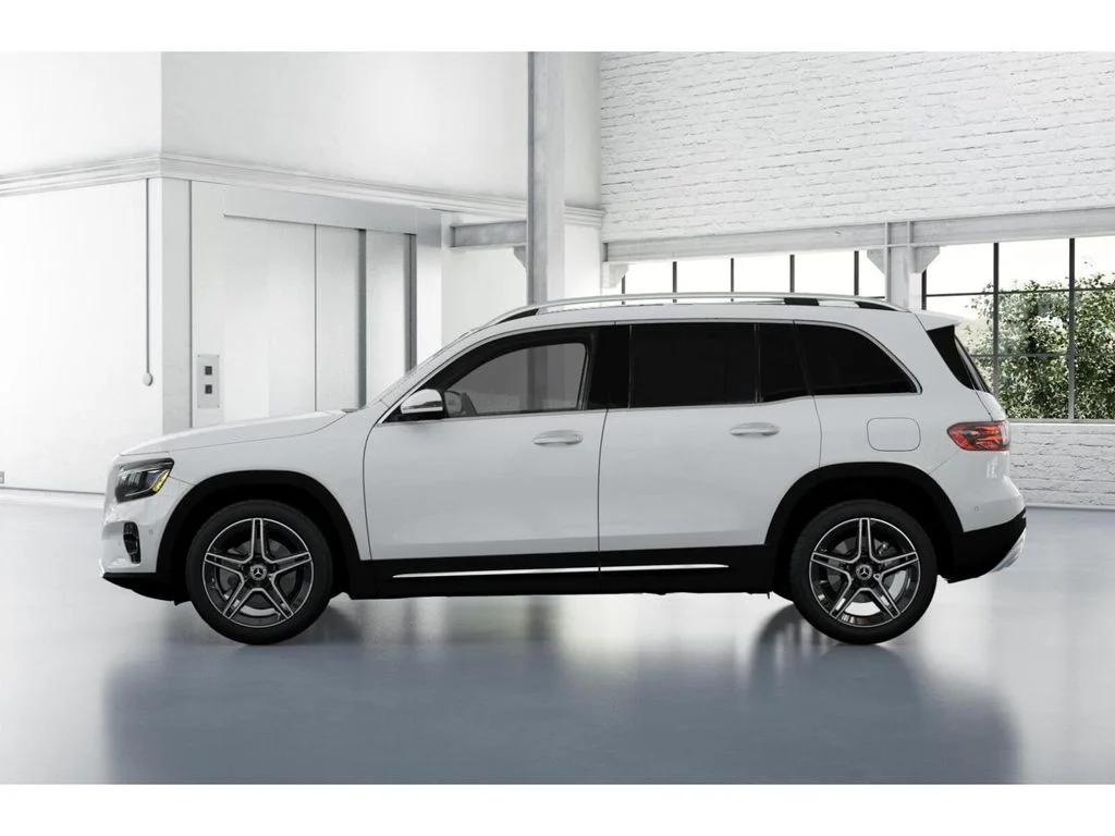 New 2026 White Mercedes-Benz GLB 250 image 34