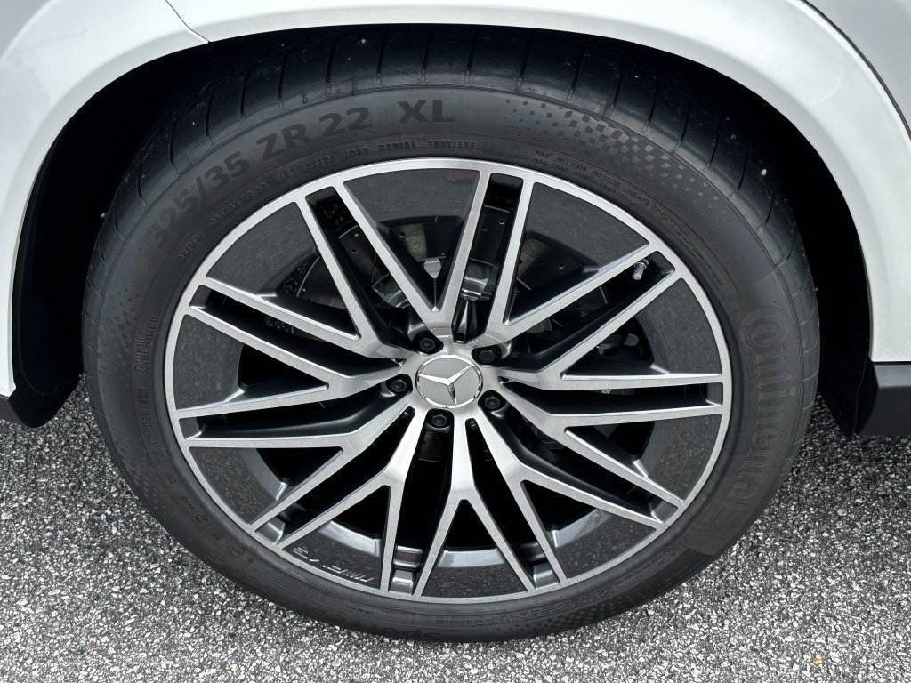 New 2027 MANUFAKTUR Moonlight White Metallic Mercedes-Benz AMG® GLE 53e image 57
