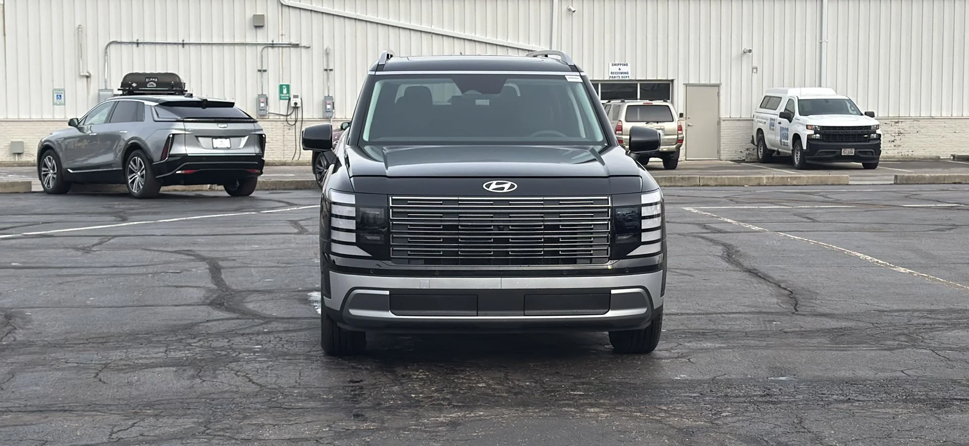 New 2026 Abyss Black Pearl Hyundai SEL Premium 7P image 2