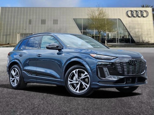 2027 Audi Q6 e-tron Premium Plus