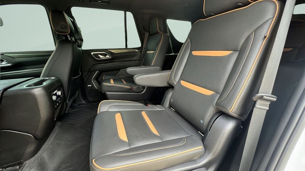 Used 2021 White GMC AT4 image 10