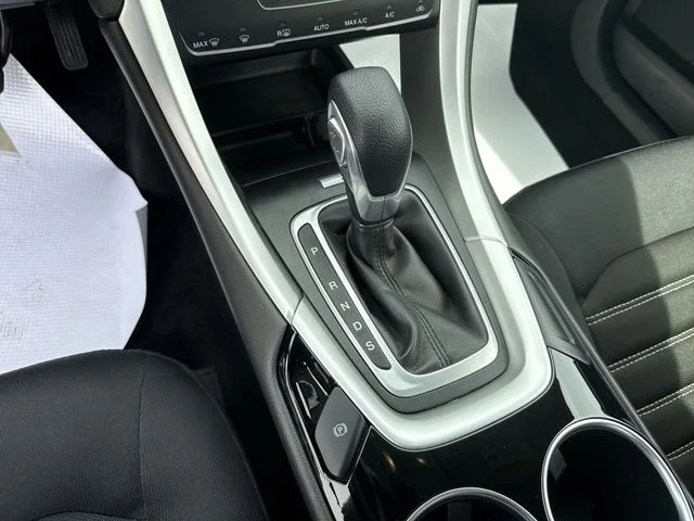 Used 2013 Red Ford SE image 22