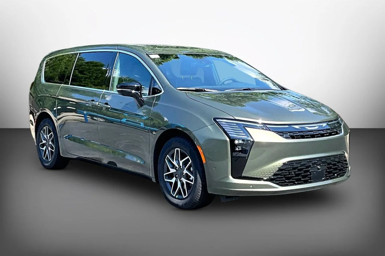 2027 Chrysler Pacifica