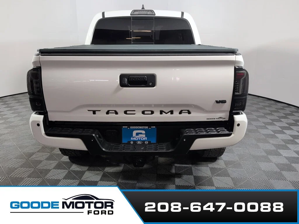 Certified Used 2018 Super White Toyota TRD Sport image 7
