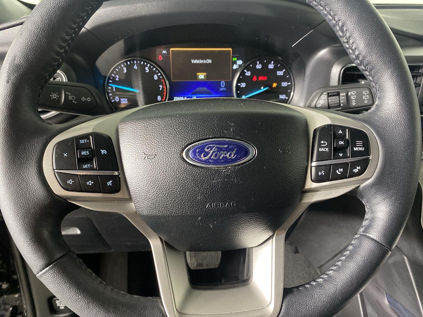 Used 2023 Agate Black Ford XLT image 16