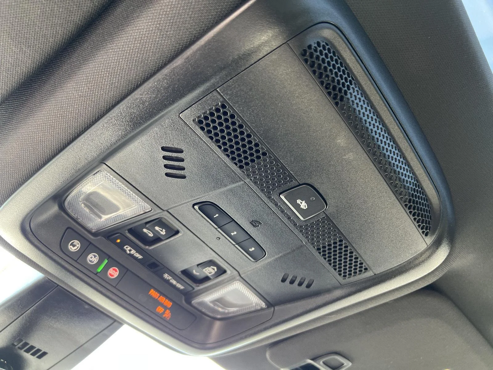 2024 Cadillac XT6 Premium Luxury - Photo 31