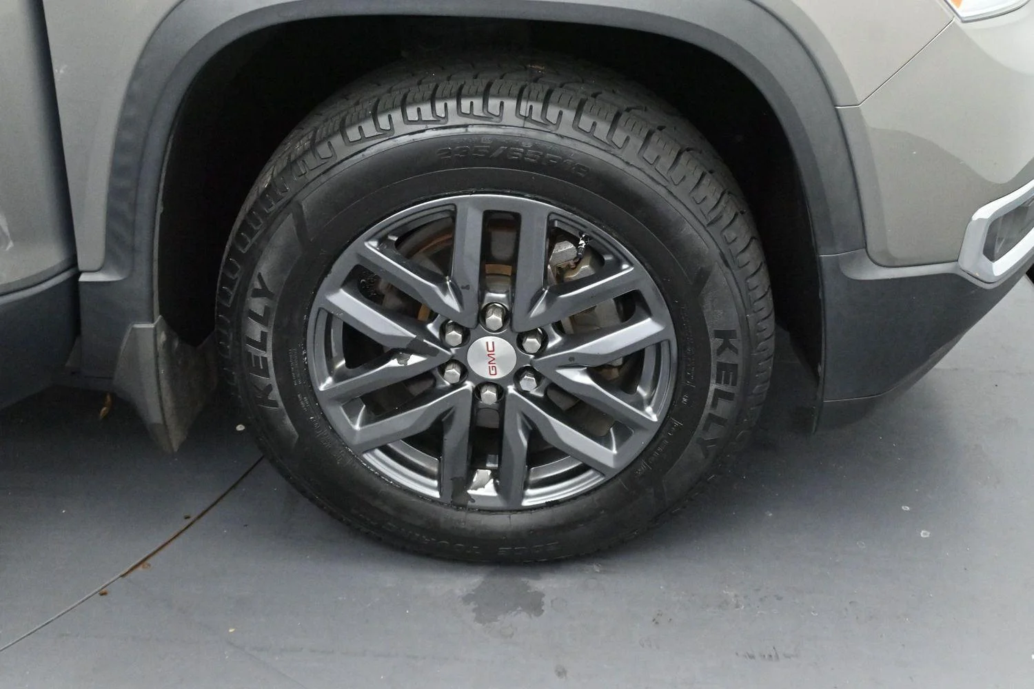 Used 2019 PEPPERDUST METALLIC GMC SLT image 42
