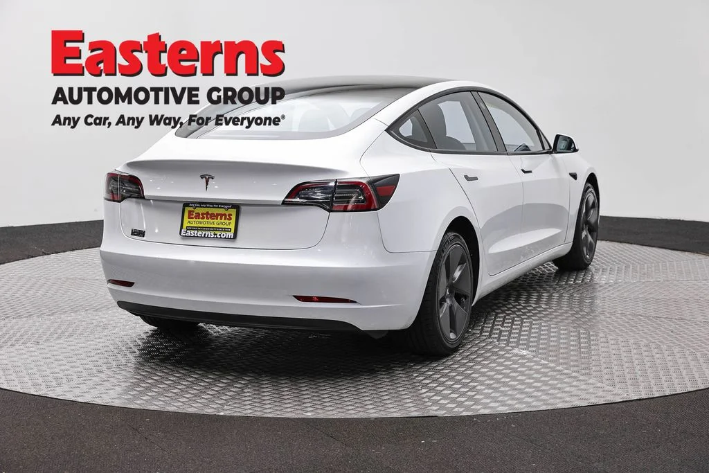 Used 2023 White Tesla Base image 5