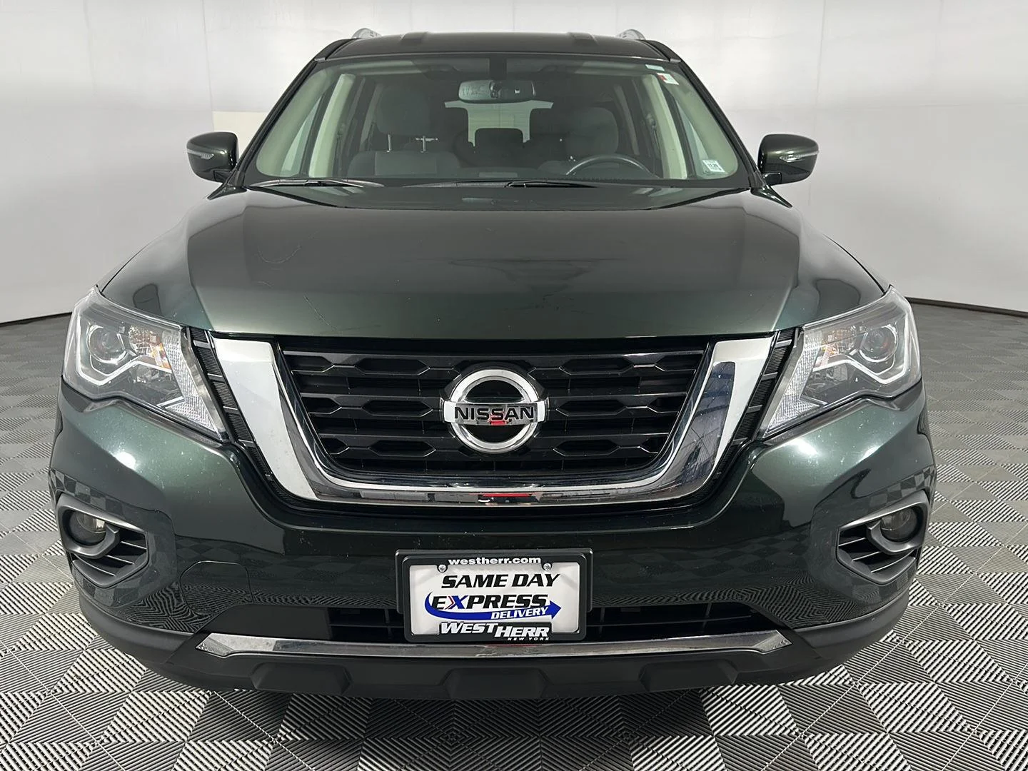 Used 2019 Midnight Pine Metallic Nissan SV image 2