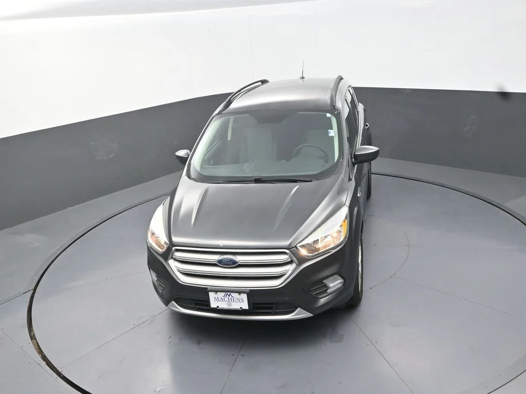 Used 2018 Gray Ford SE image 15