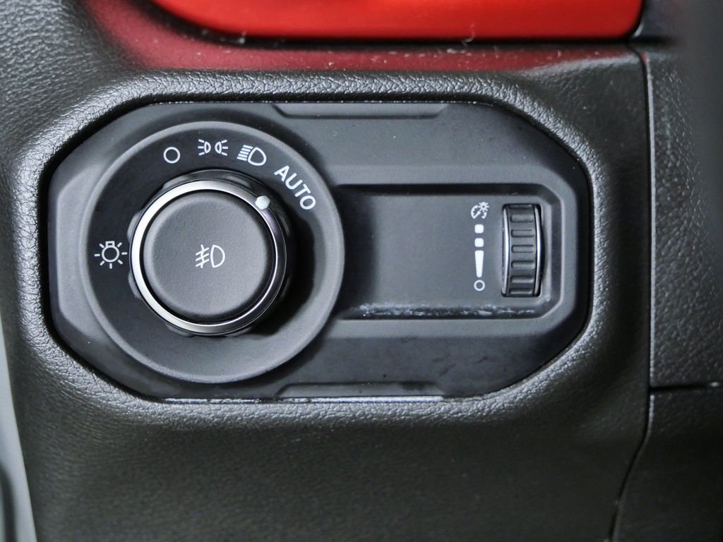 Used 2023 Gray Jeep Rubicon image 39