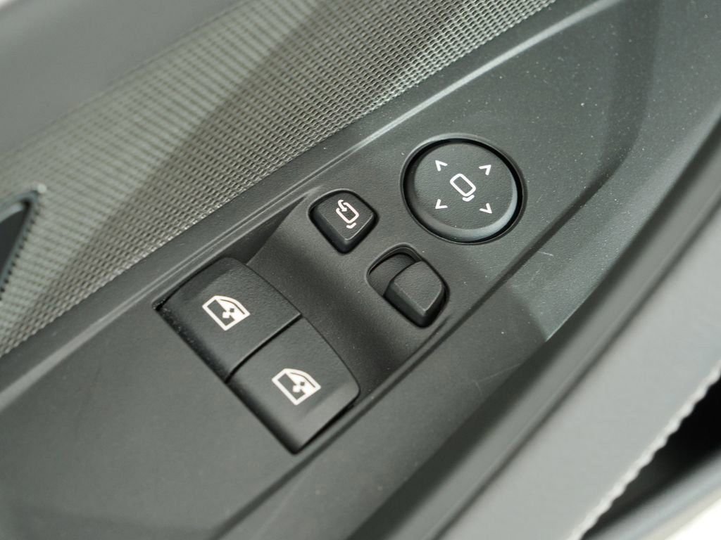Used 2026 Black Sapphire Metallic BMW 430i xDrive image 30