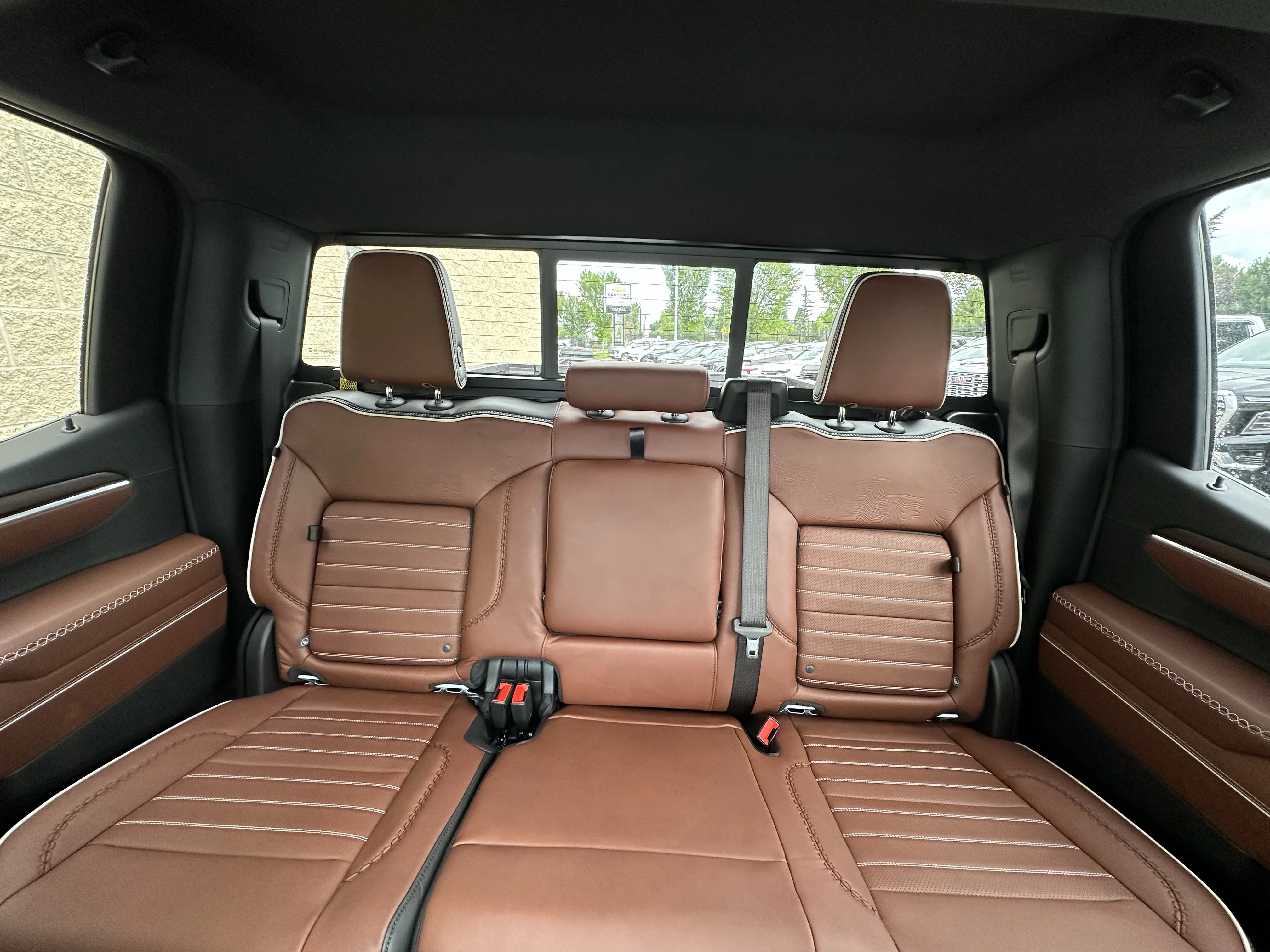 New 2026 Glacier White Tricoat GMC Denali Ultimate image 24