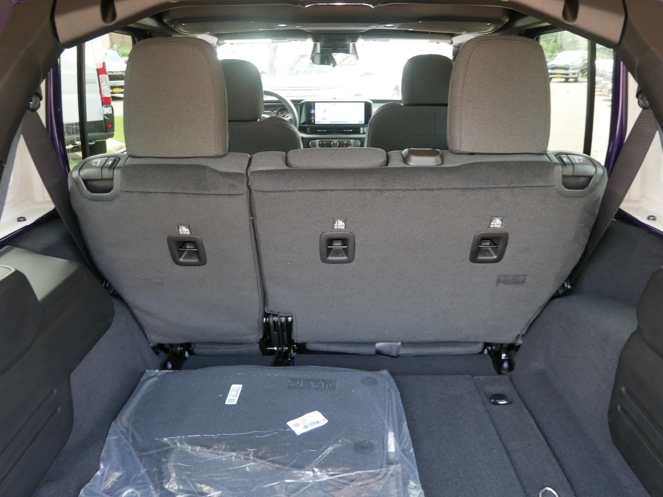 New 2026 Reign Exterior Paint Jeep Sport S image 11