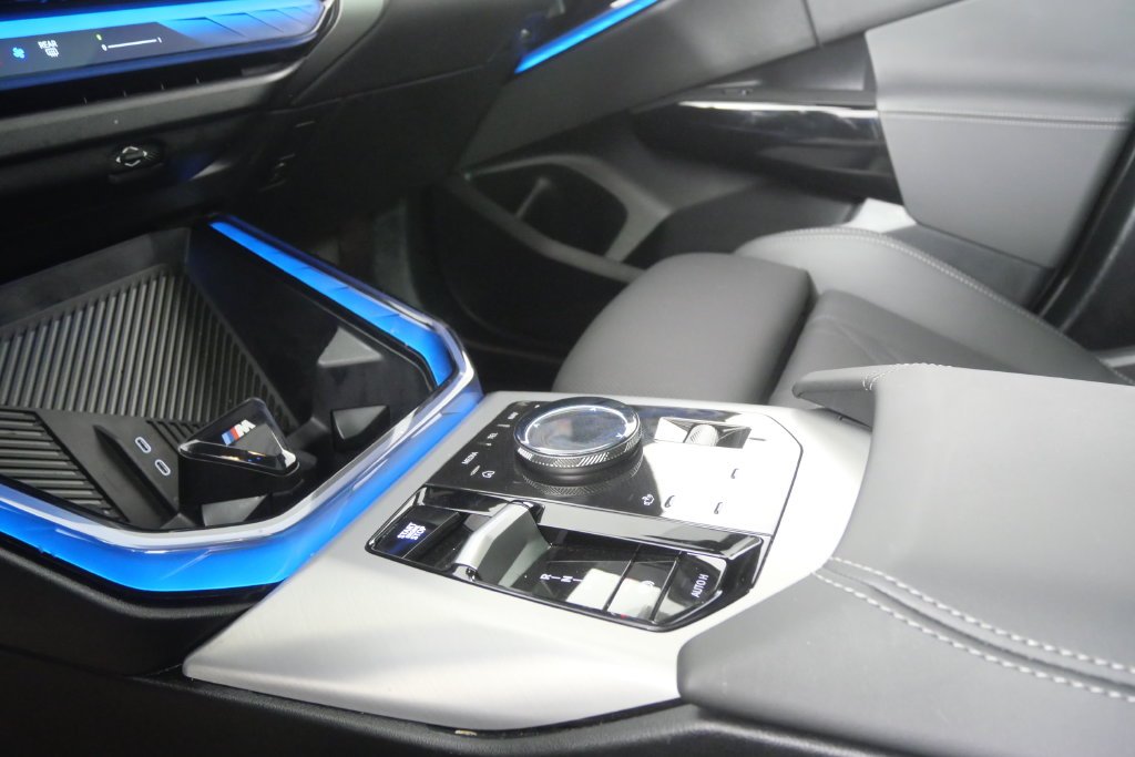 Certified Used 2026 Gray Metallic BMW M50 xDrive image 24