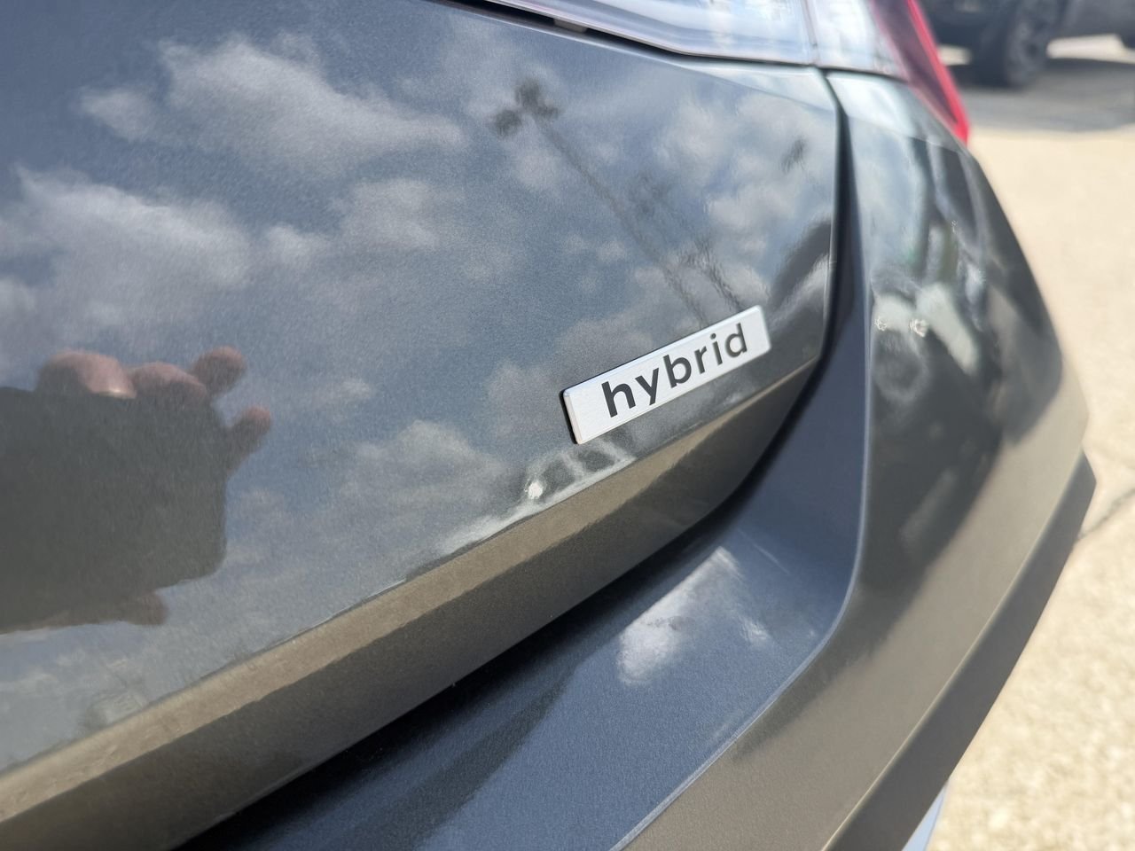 New 2026 Amazon Gray Hyundai SEL Sport image 8