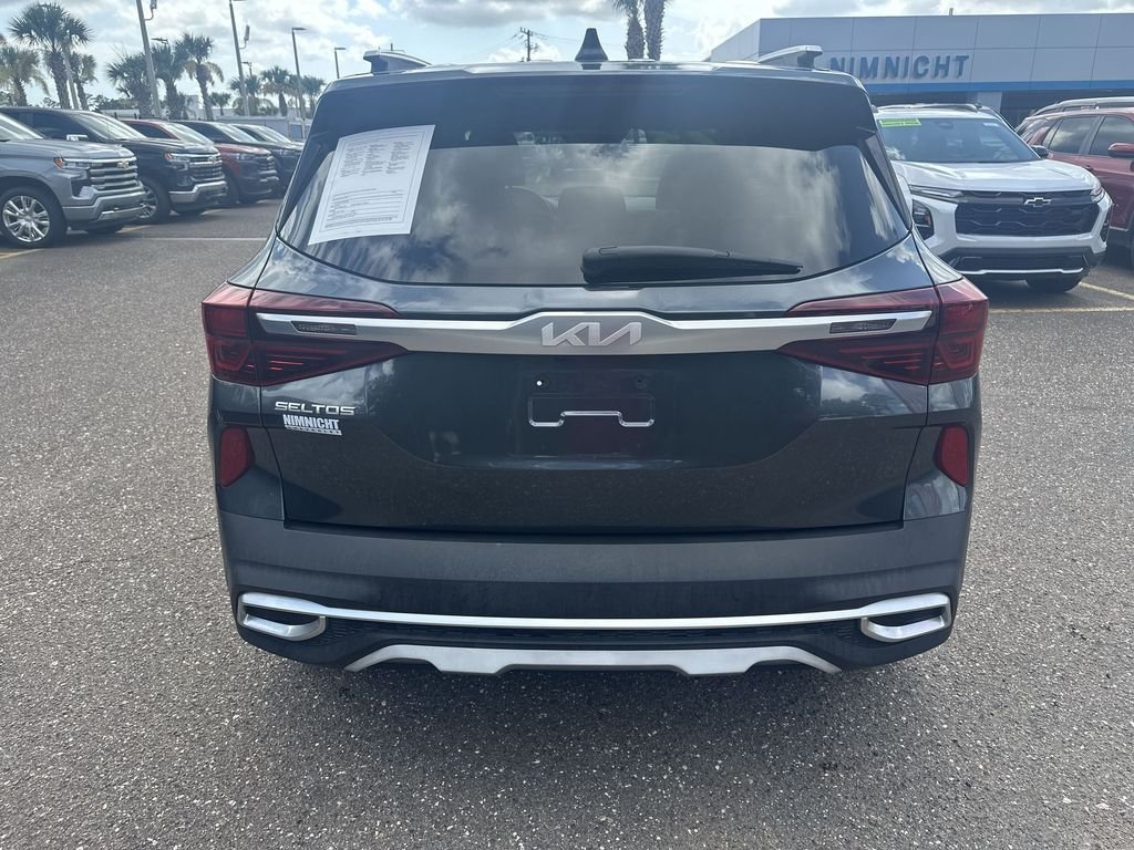 Used 2023  Kia EX image 15