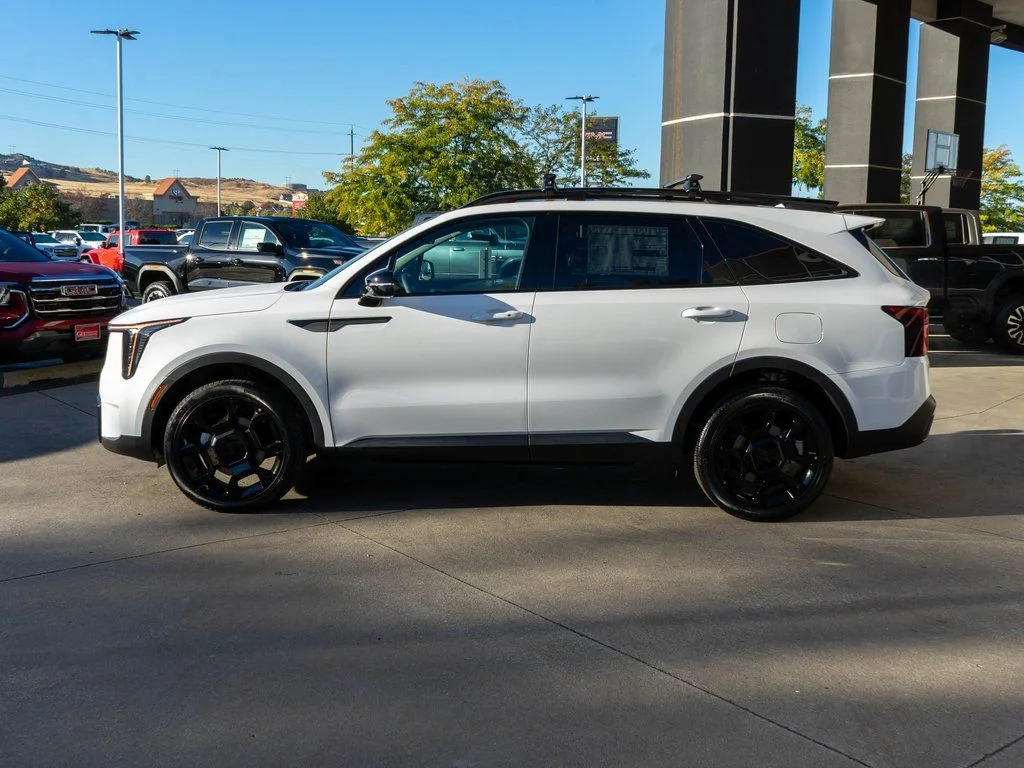 New 2026 Glacial White Pearl Kia X-Line EX AWD image 4