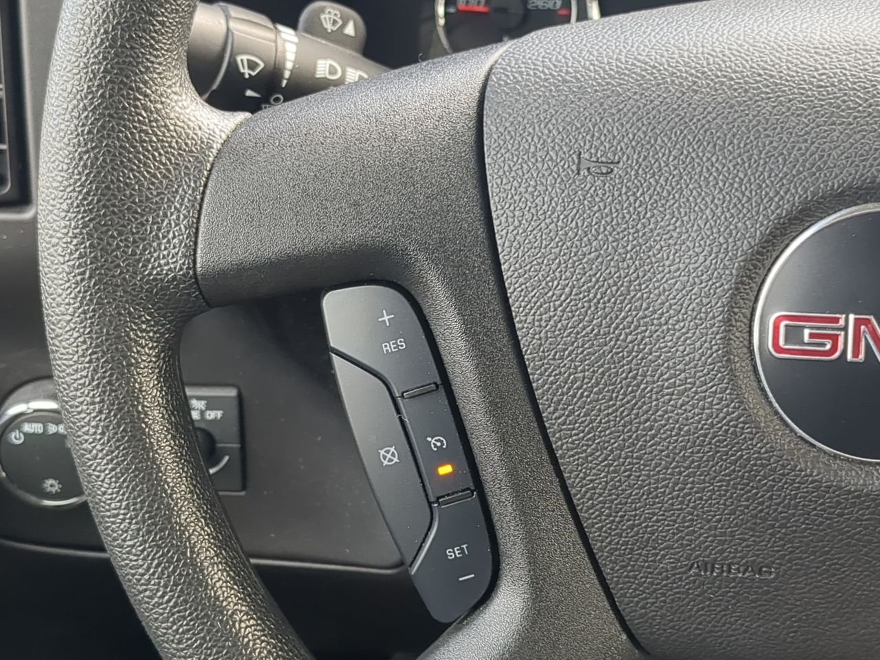 2024 GMC Savana Cargo Work Van - Photo 81