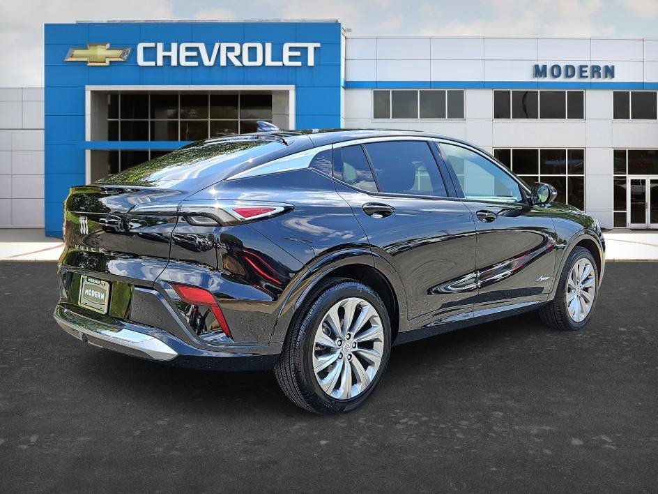 Used 2025 Ebony Twilight Metallic Buick Avenir image 5