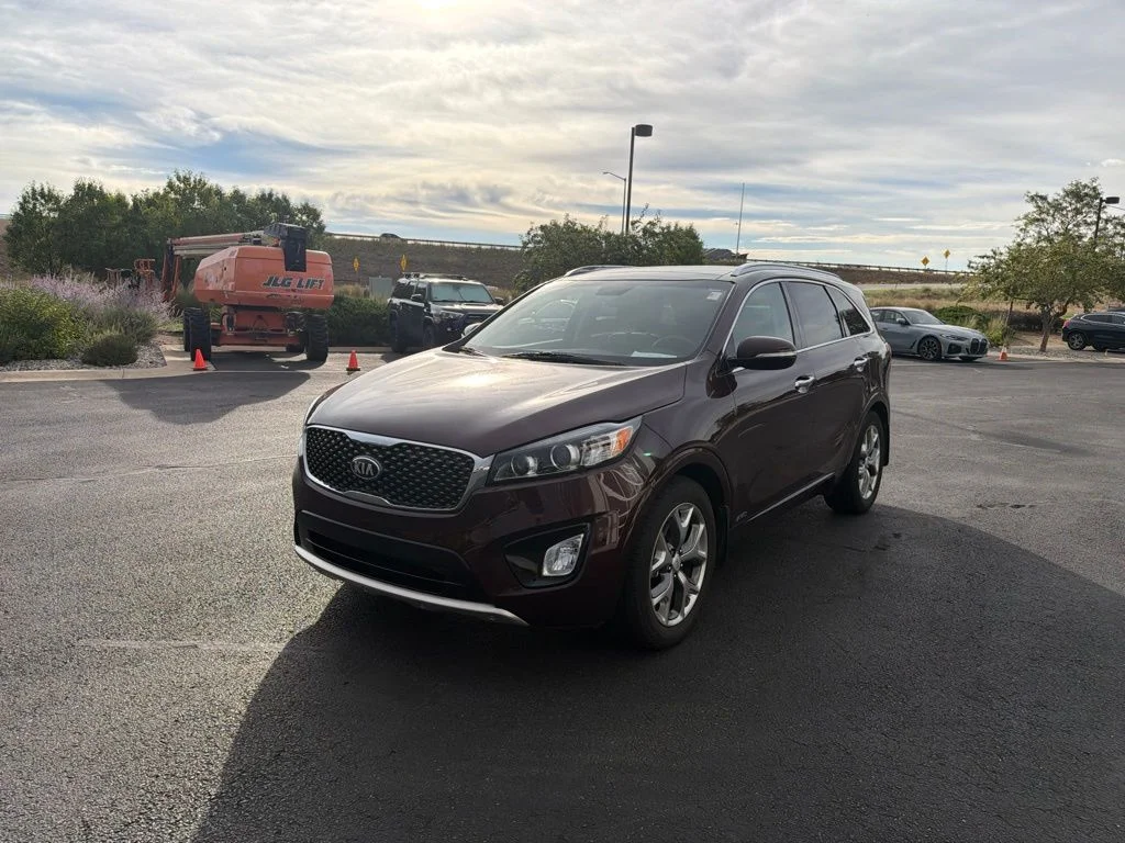 Used 2018 Sangria Kia SX image 1