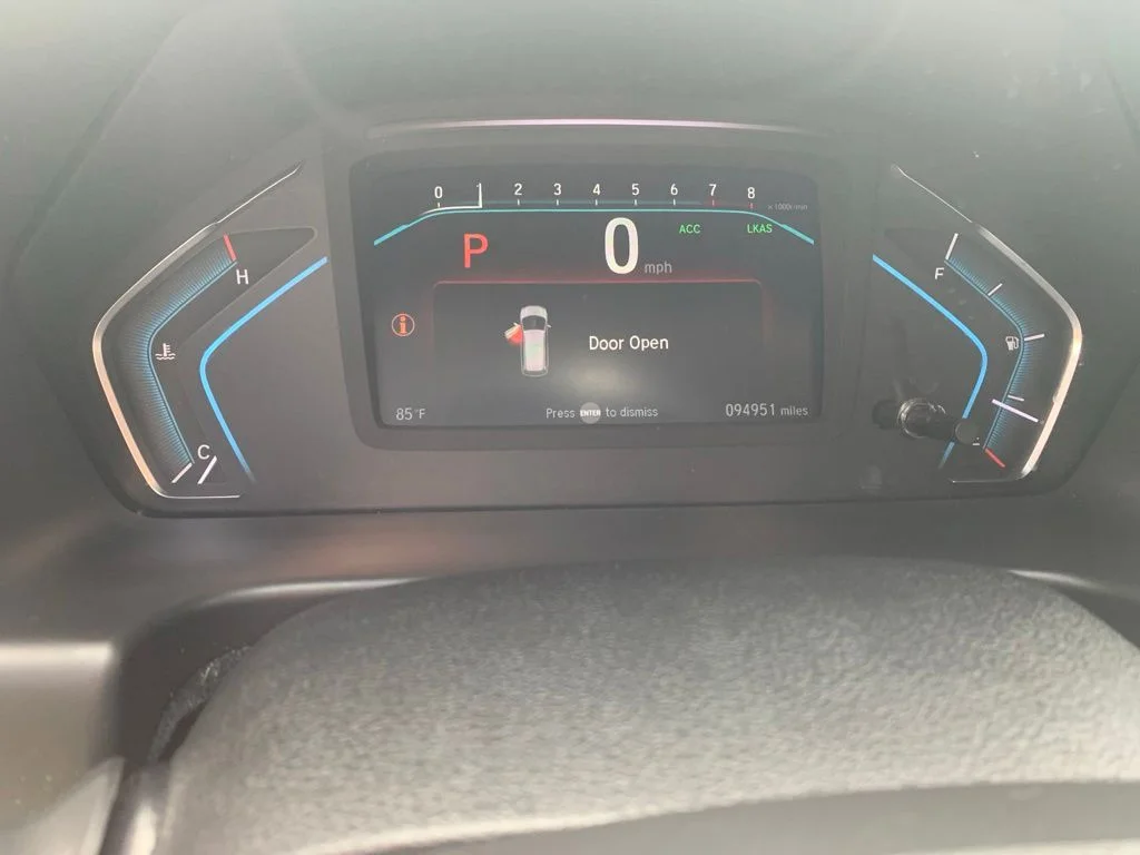 Used 2018  Honda EX-L image 4