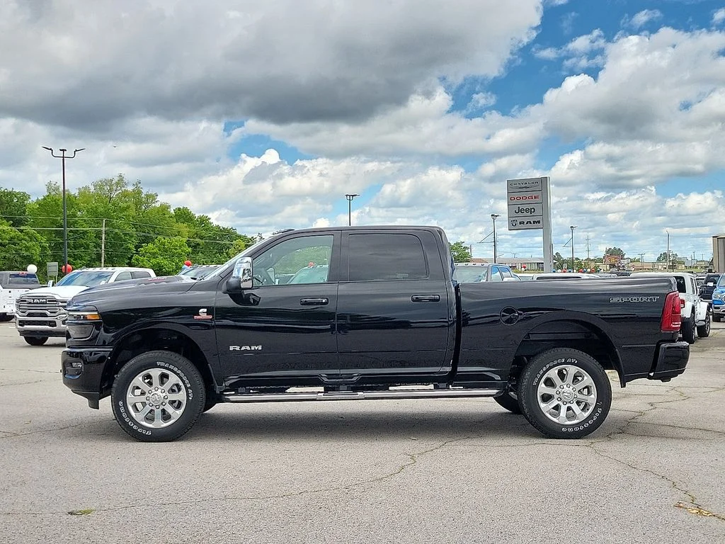 New 2025 Diamond Black Crystal Pearl-Coat Exterior Paint RAM Laramie image 3