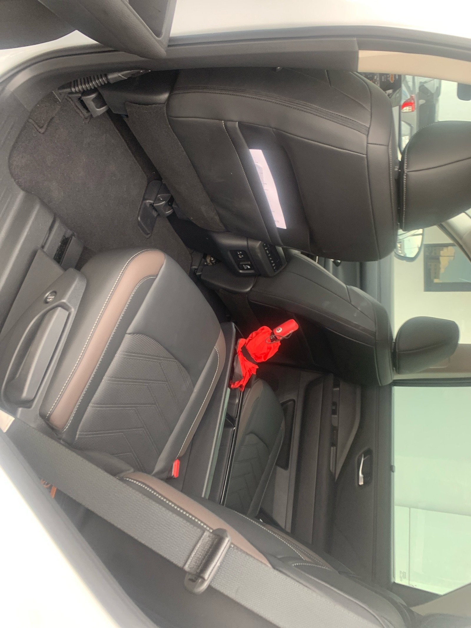 2025 Nissan Pathfinder Platinum White at Robbins Nissan