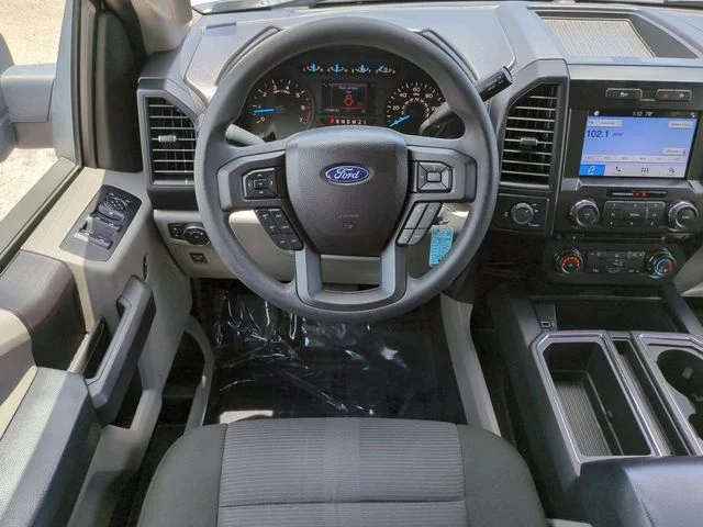 Used 2017 Silver Ford XL image 16