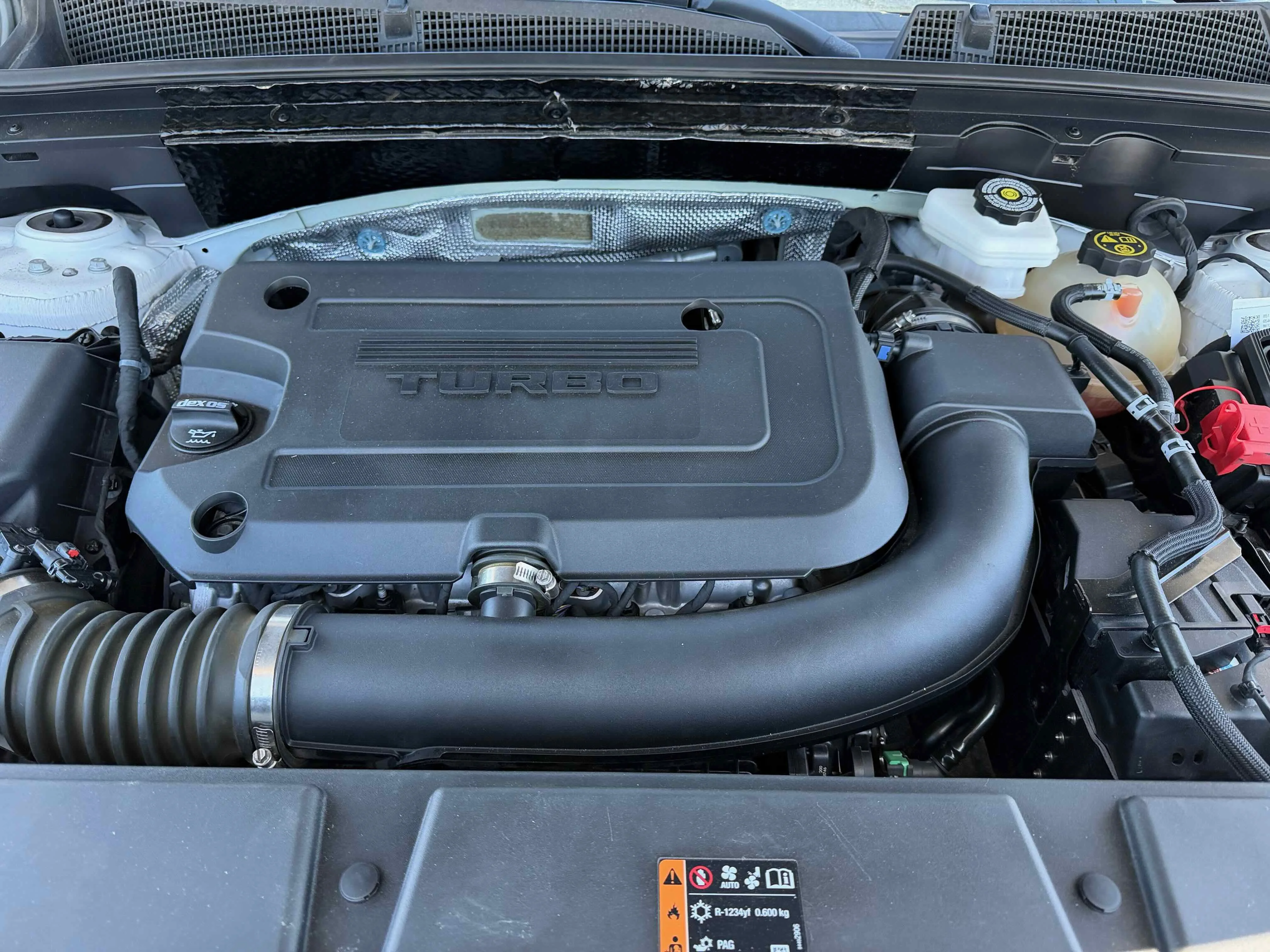 Used 2022 Summit White Buick Preferred image 32
