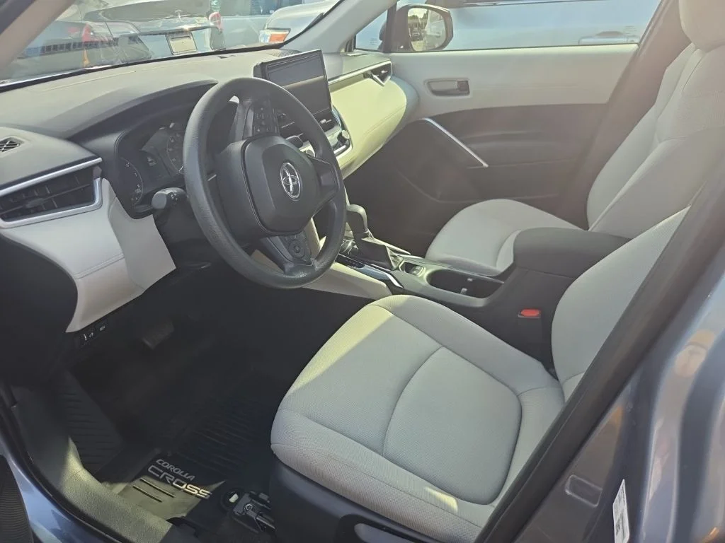 Used 2024 Gray Toyota L image 3