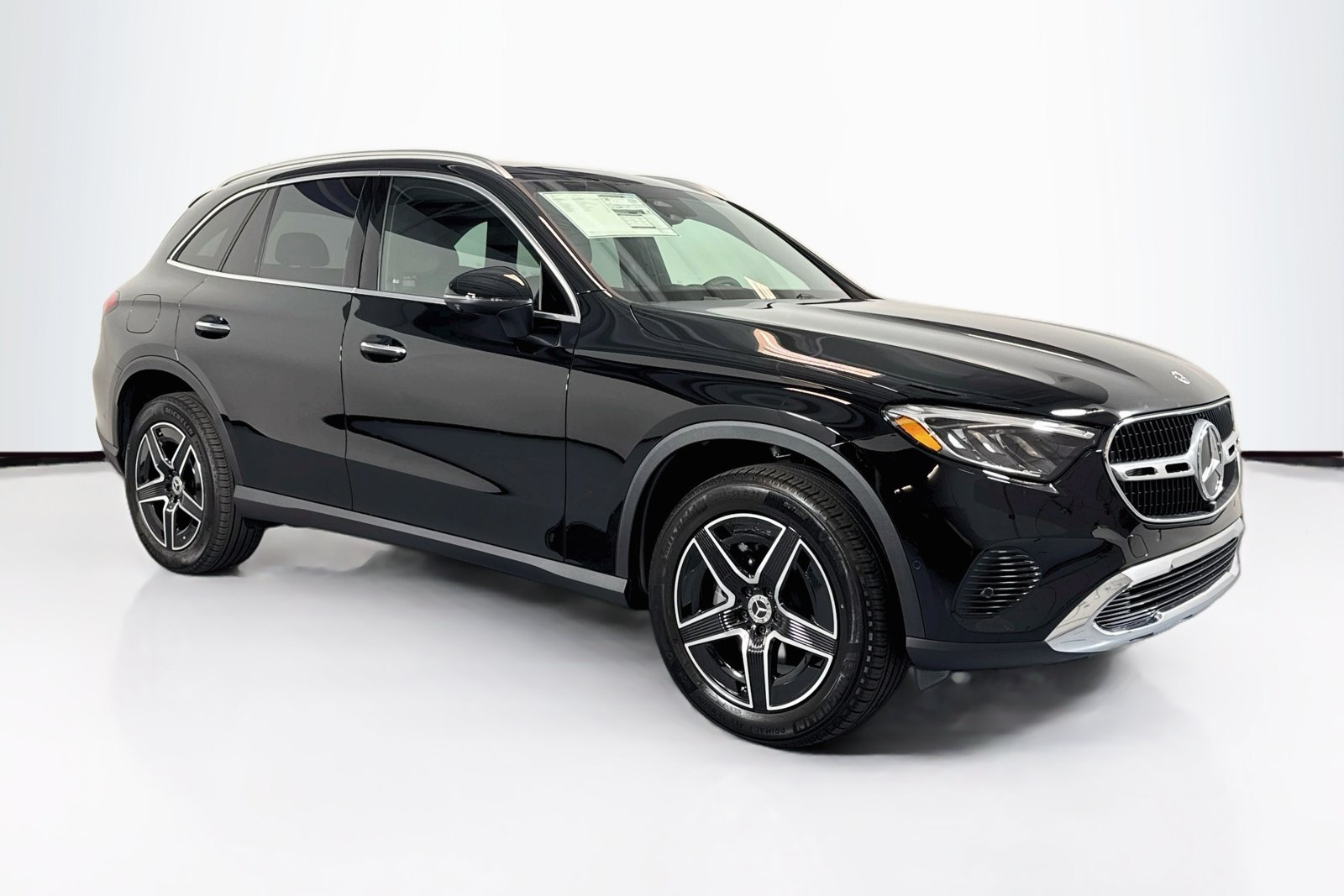 New 2026 Black Mercedes-Benz GLC 300 image 3
