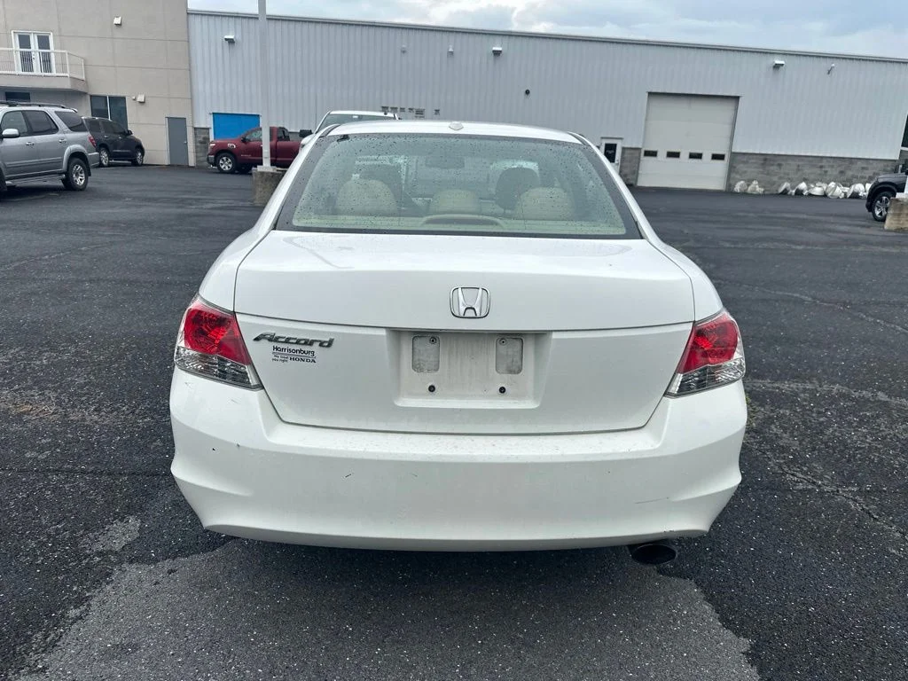 Used 2010 Taffeta White Honda EX-L image 4