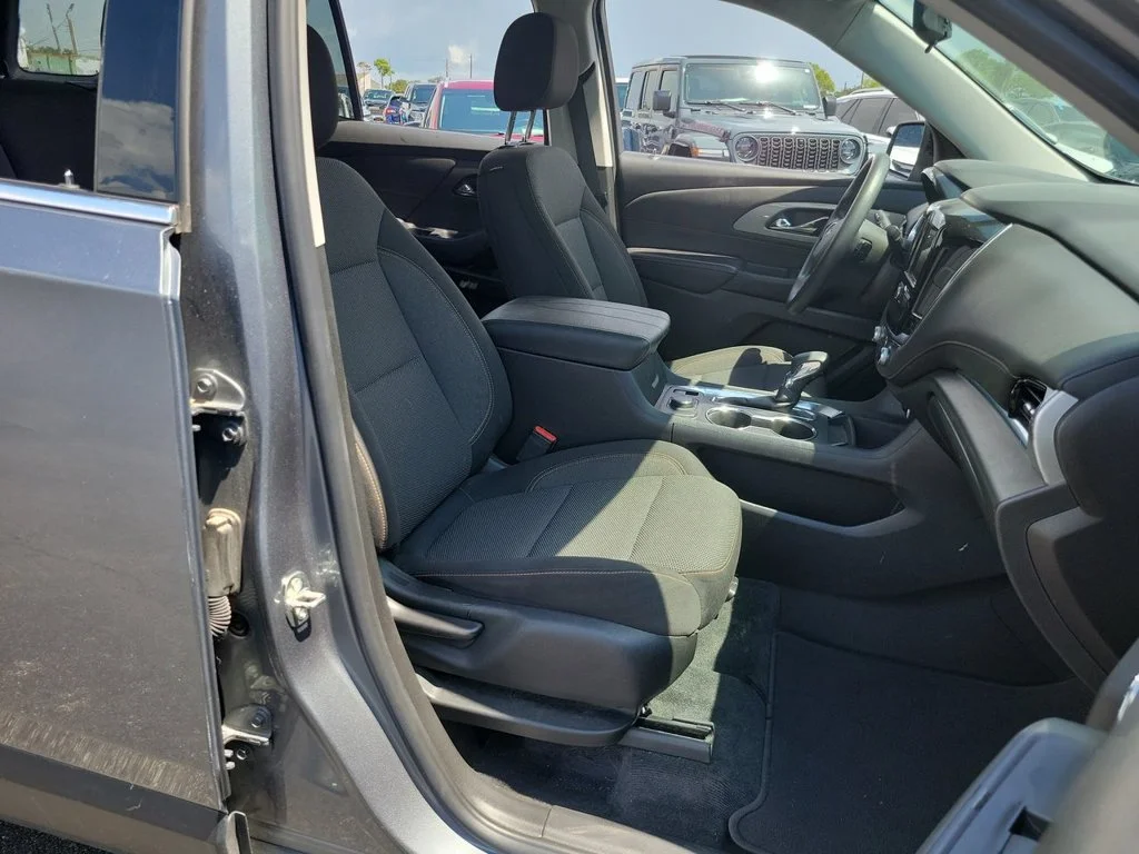 Certified Used 2021 SATIN STEEL METALLIC Chevrolet LS image 27