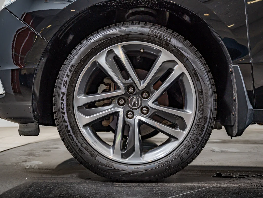Used 2017 Black Acura 3.5L image 10