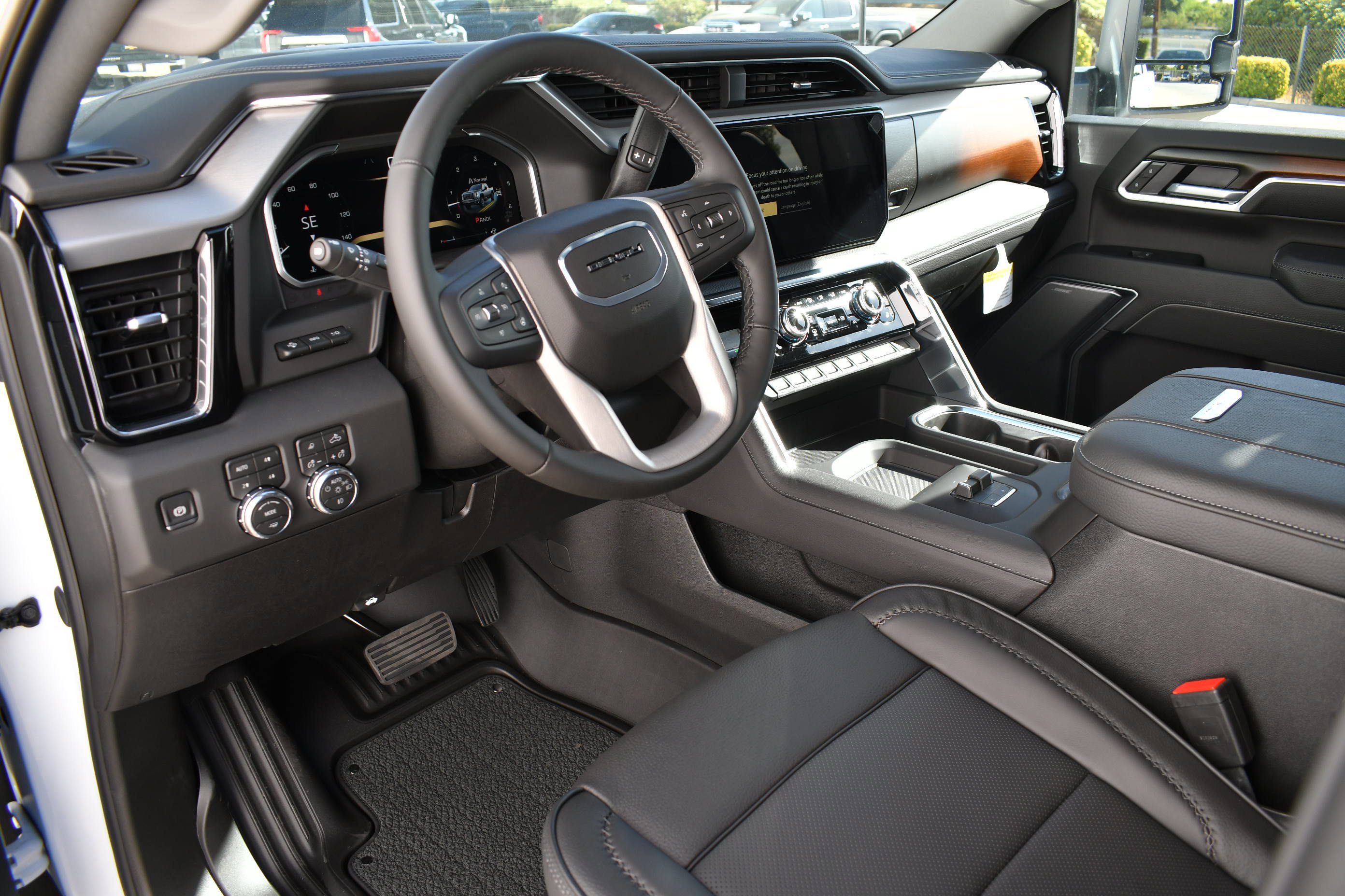 2026 GMC Sierra 2500HD Denali - Photo 17