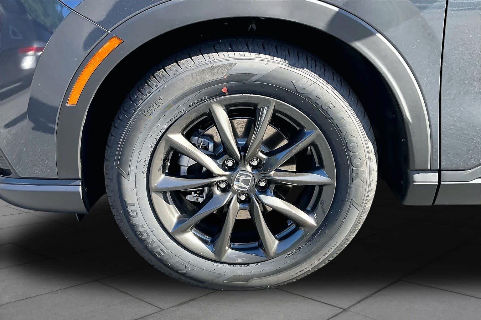 New 2027 Meteorite Gray Metallic Honda EX-L image 9