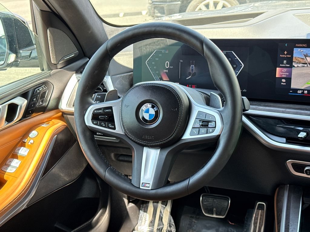 Used 2024 Gray BMW xDrive40i image 21