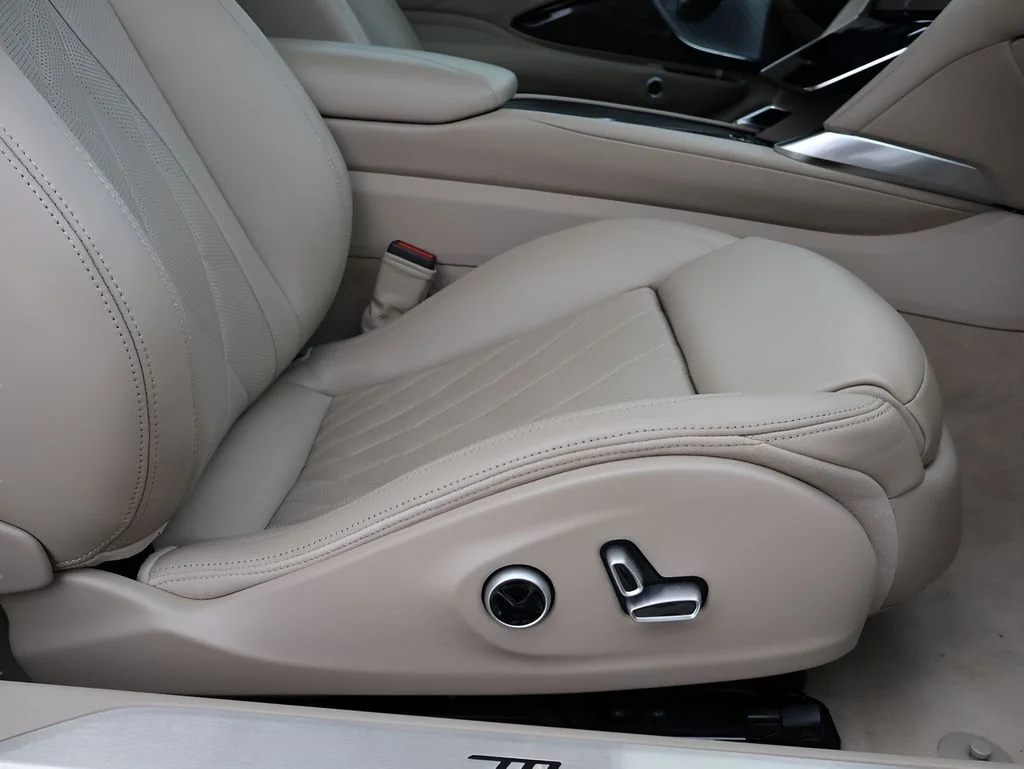 Used 2024 Bianco Solid Maserati Modena image 13