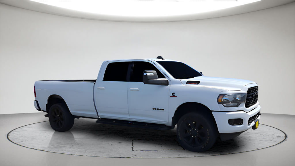 Used 2023 White Ram Big Horn image 1