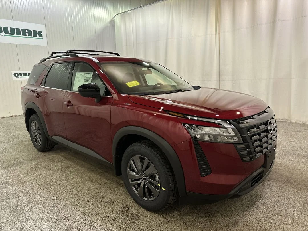 2026 Nissan Pathfinder SV 4WD's photo