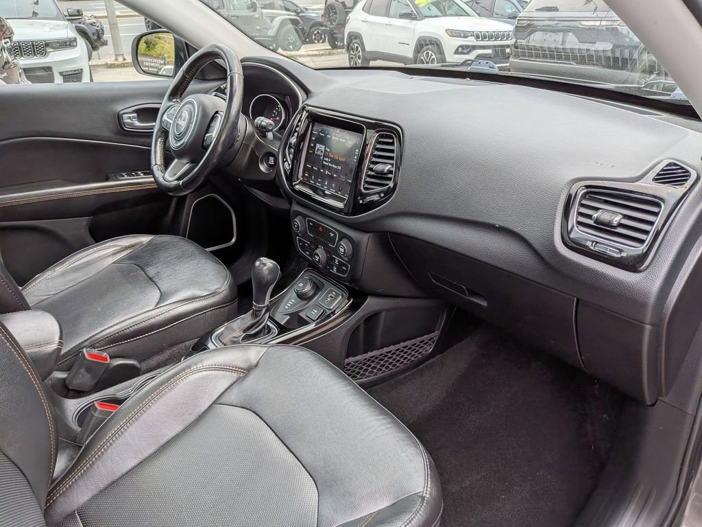 Certified Used 2019 Gray Jeep Limited image 25
