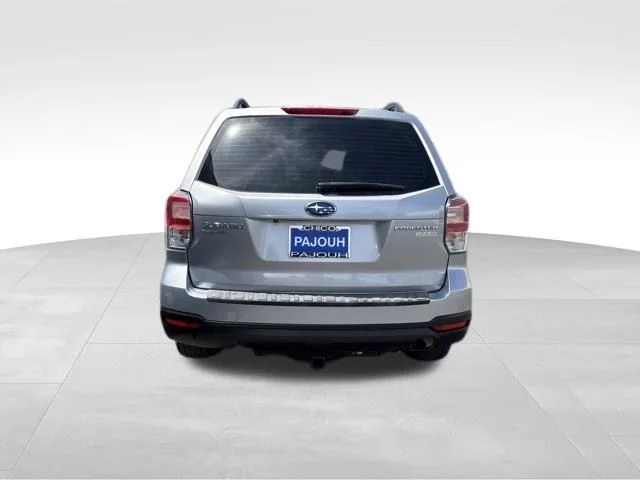Used 2017 Silver Subaru 2.5i image 4