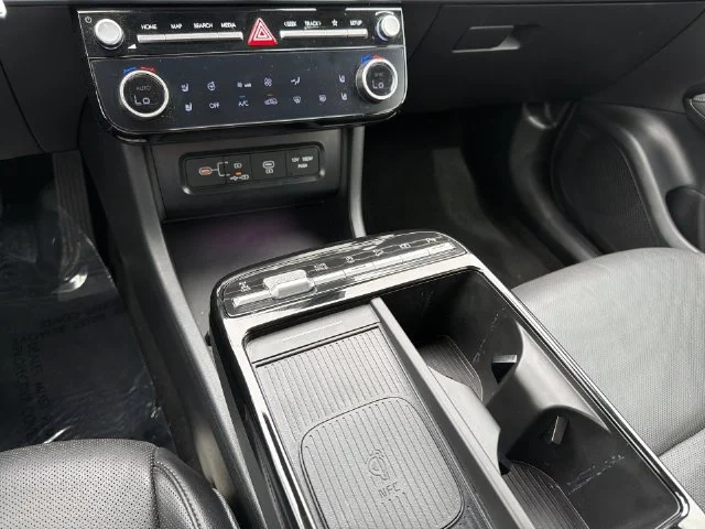 Used 2025 Gray Hyundai Limited image 25