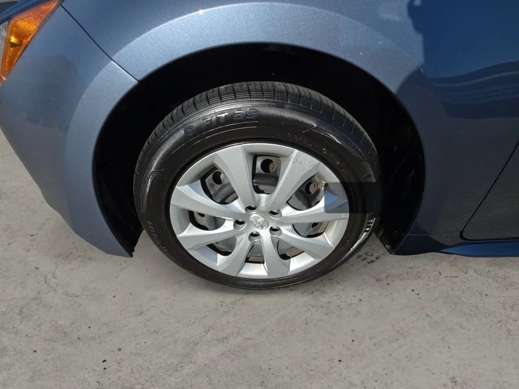 Used 2022 Gray Toyota LE image 9
