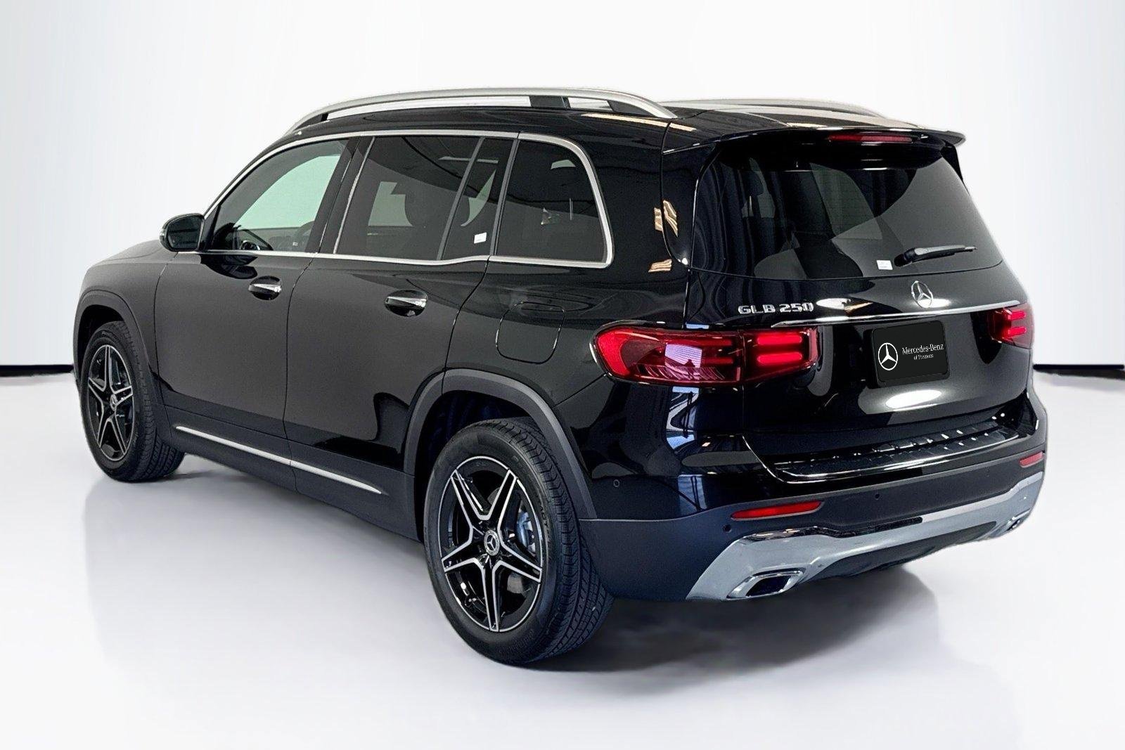 New 2026 Cosmos Black Metallic Mercedes-Benz GLB 250 image 7
