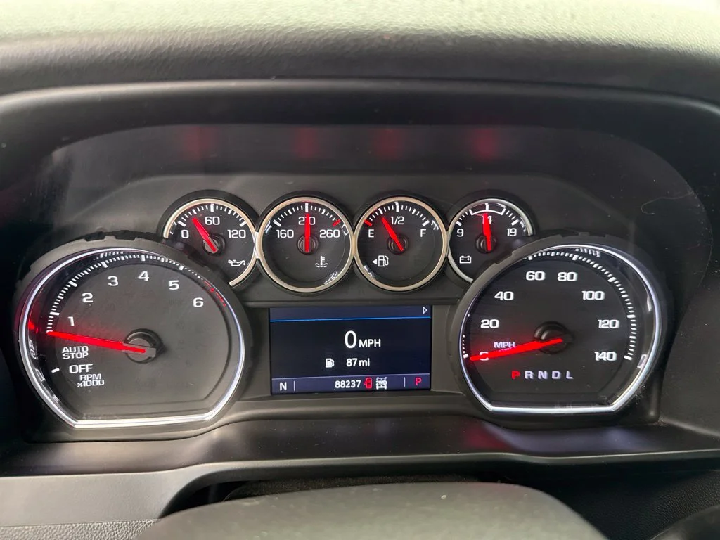 2021 Chevrolet Silverado 1500 LT TRAIL BOSS Crew Cab Pickup Slide 21