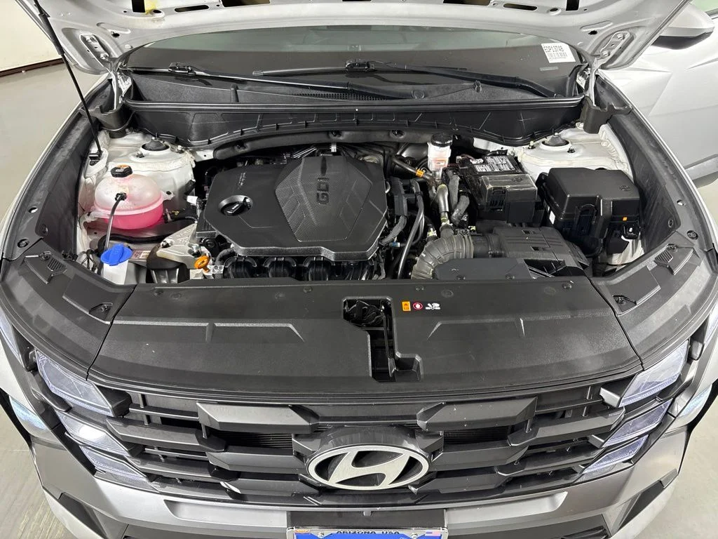 Used 2025 Silver Hyundai SEL image 47