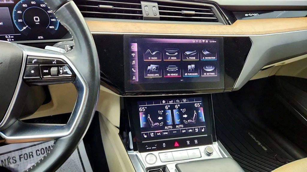 Used 2019 Mythos Black Metallic Audi Premium Plus quattro w/ Driver Assistance Plus Pkg image 17